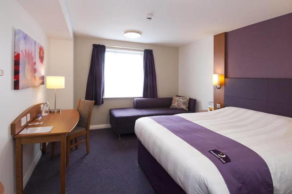 Premier Inn Chelmsford Exteriér fotografie